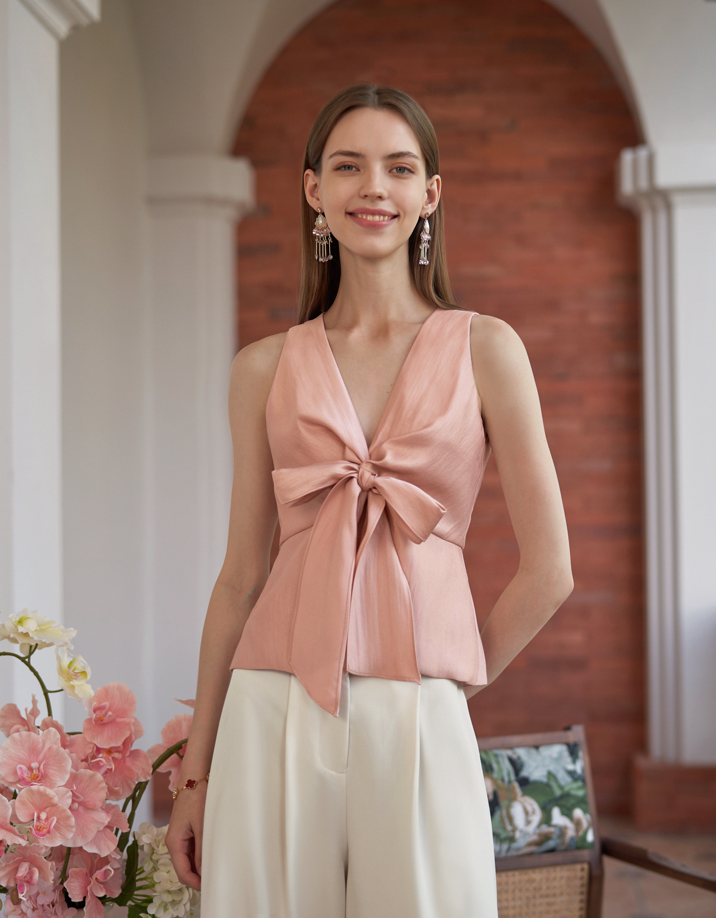 NEW IN – SaturdayClub International