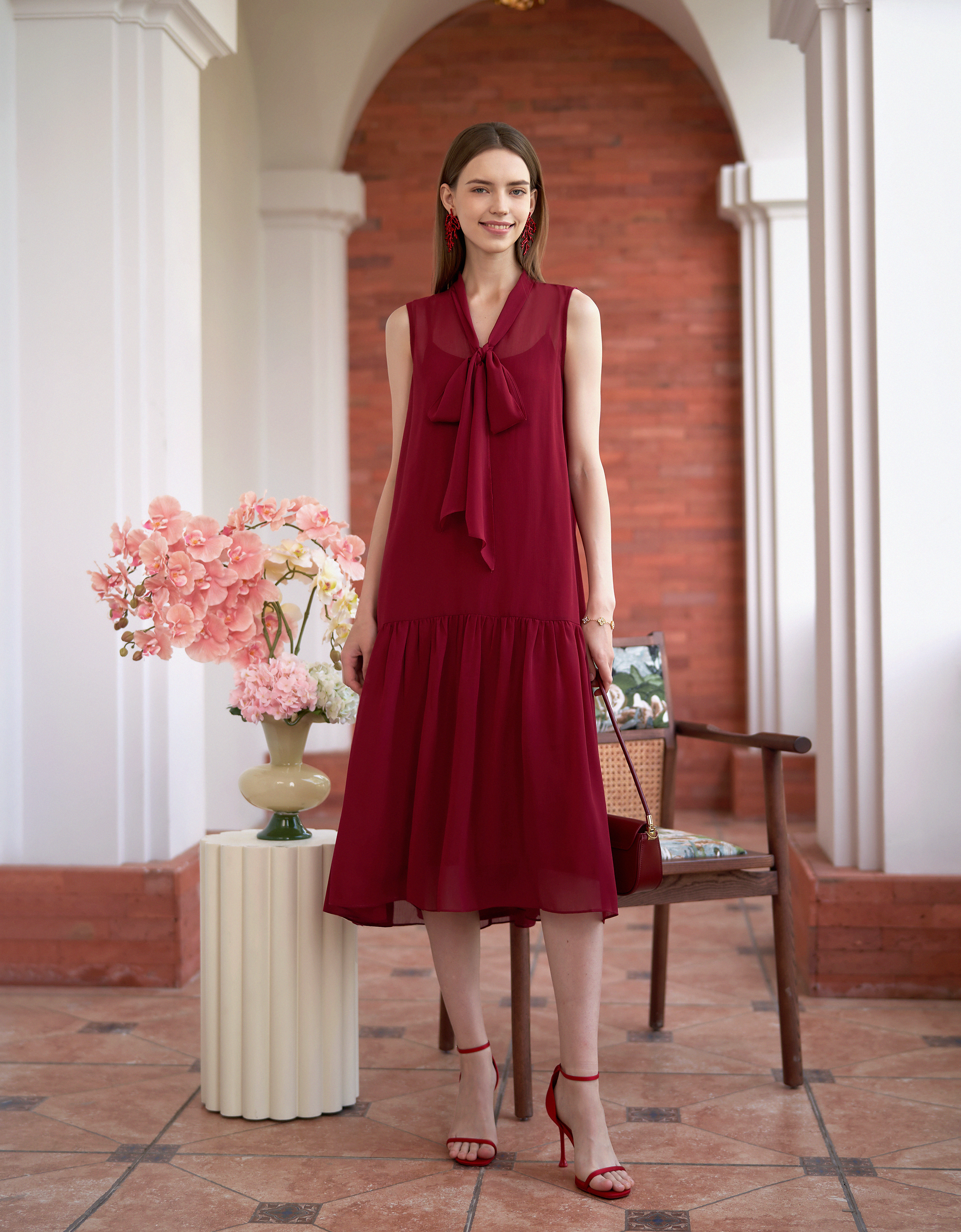 【新品未使用】 SaturdayClub ワンピース ワンピース – SaturdayClub International