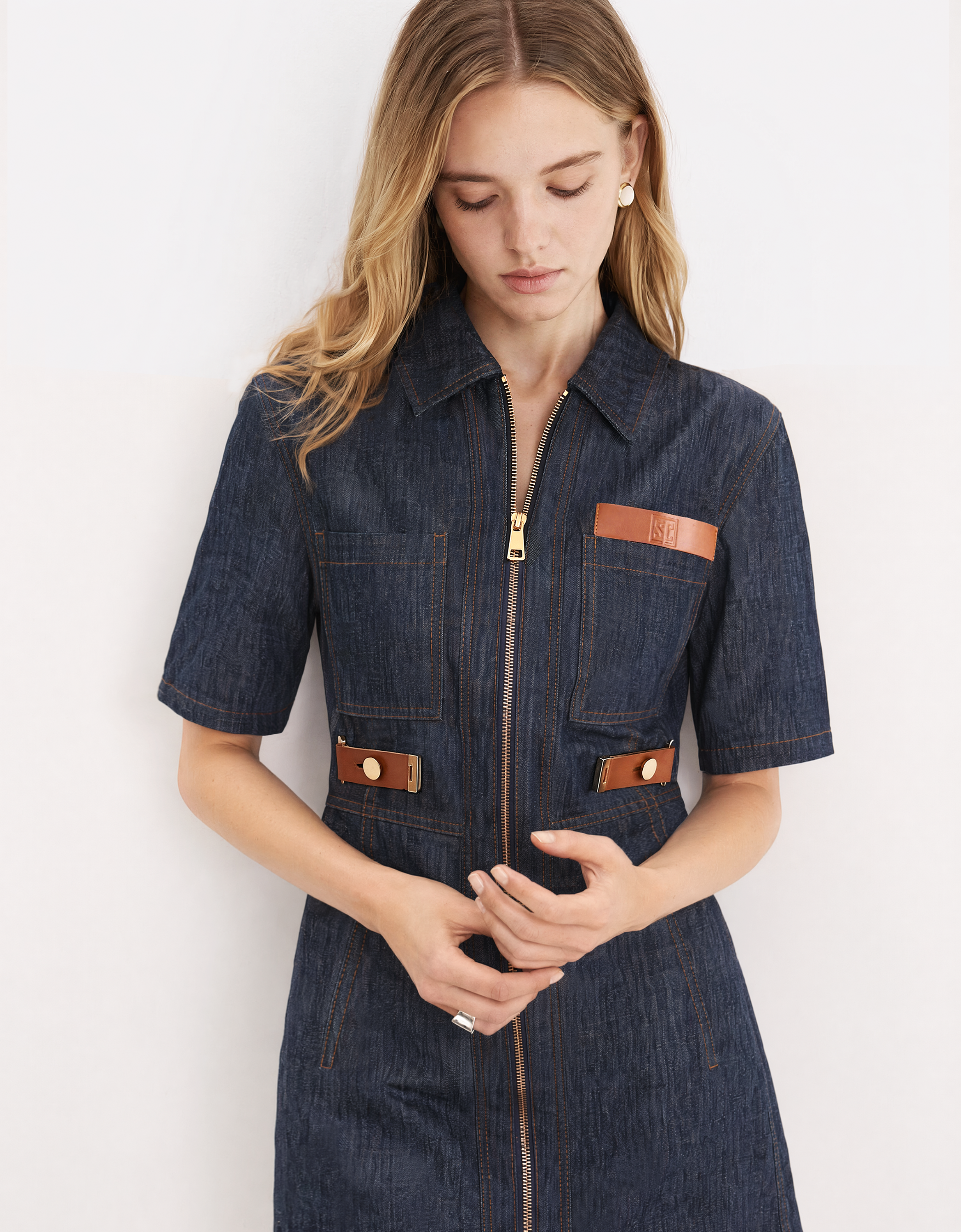 ☆ほぼ新品 SaturdayClub ジップアップベルト ワンピース M ☆ほぼ新品 SaturdayClub ジップアップベルト ワンピース M