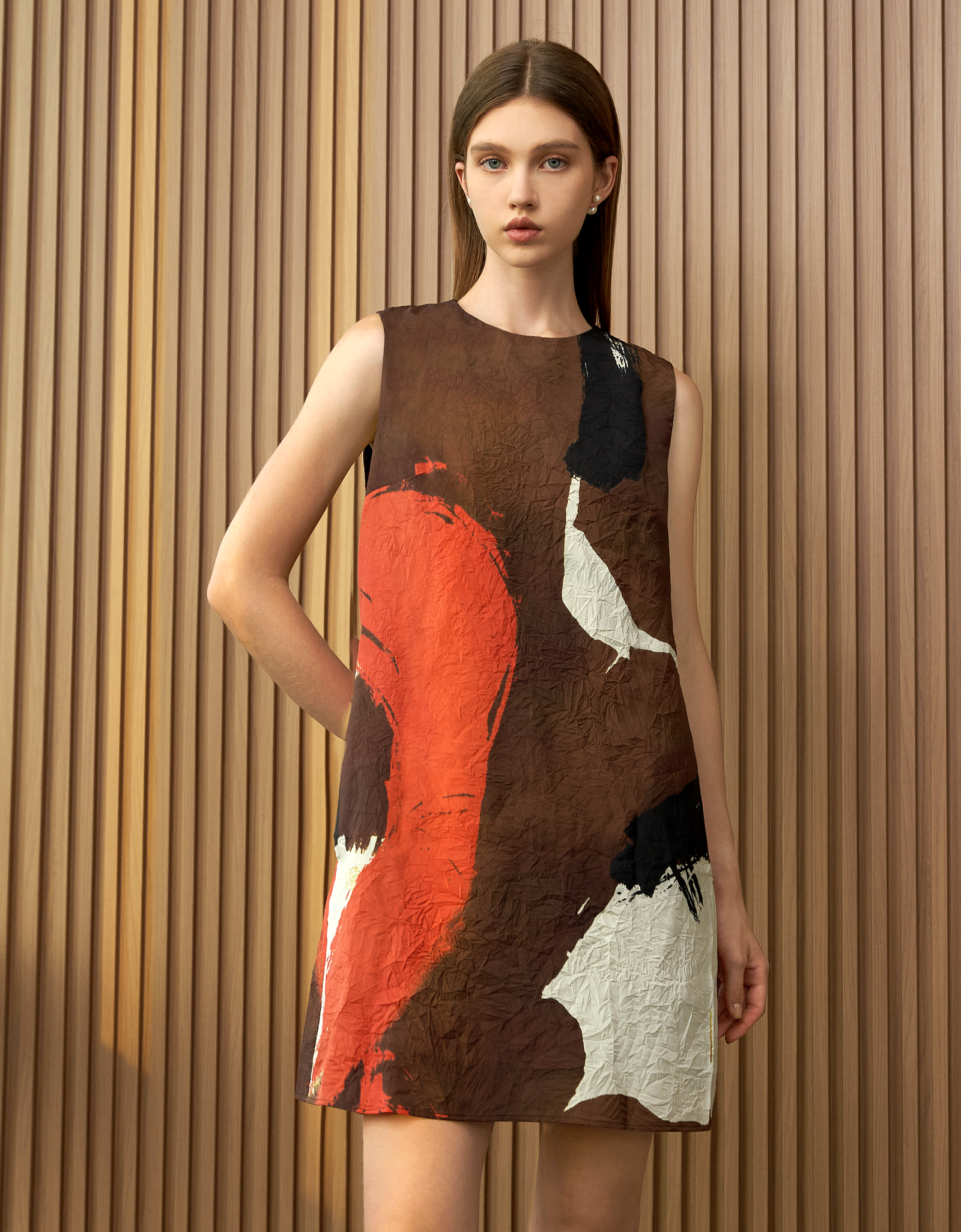 アートプリントノースリーブワンピース – SaturdayClub