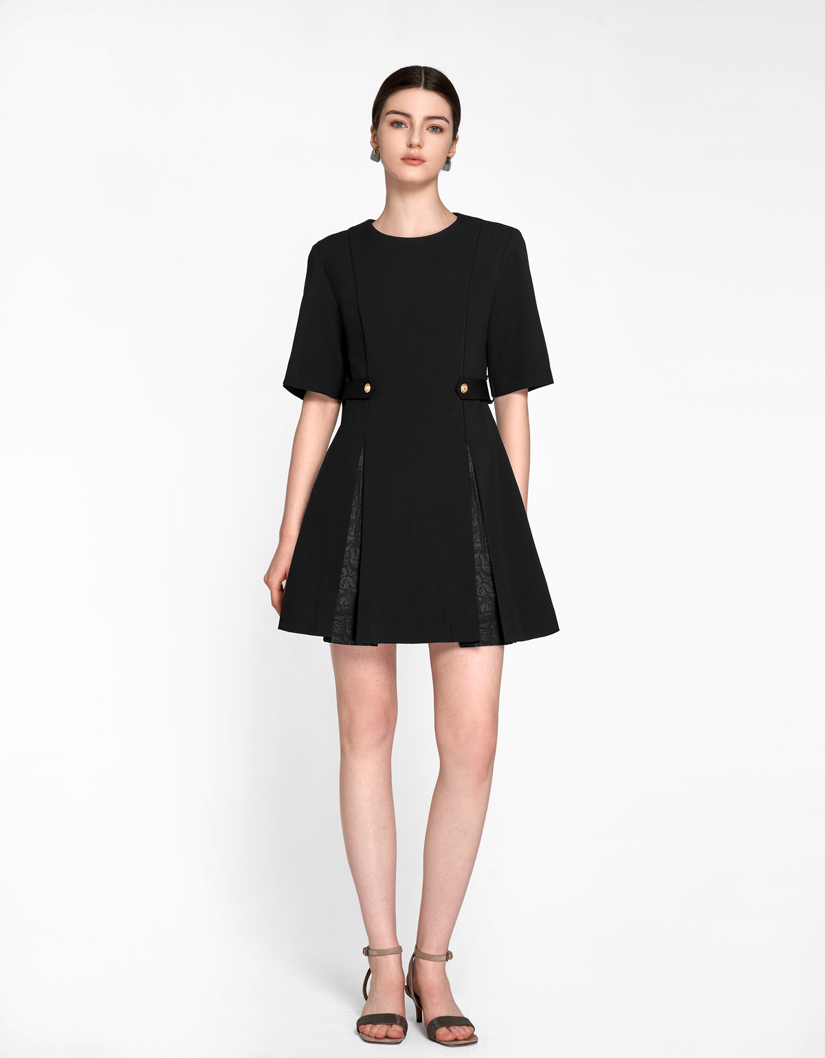 ウエストタブプリーツAラインワンピース – SaturdayClub ウエストタブプリーツAラインワンピース – SaturdayClub