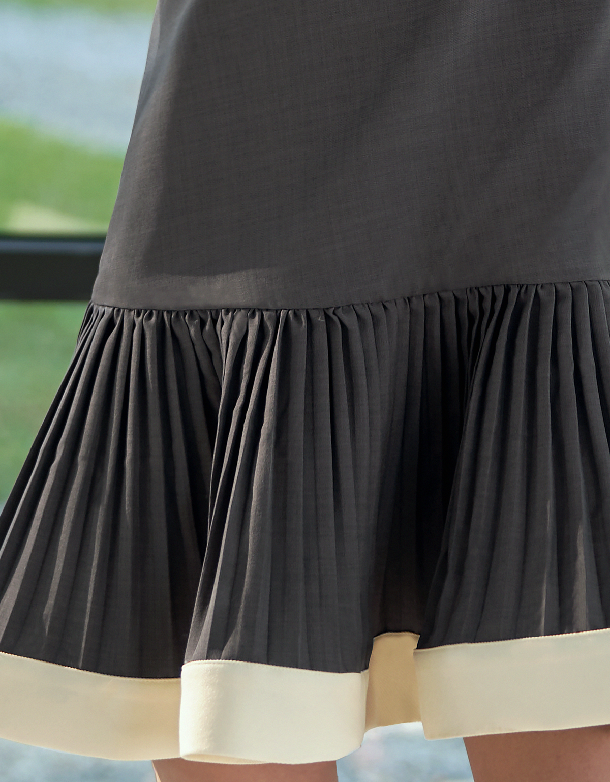 grey & white(a26020)