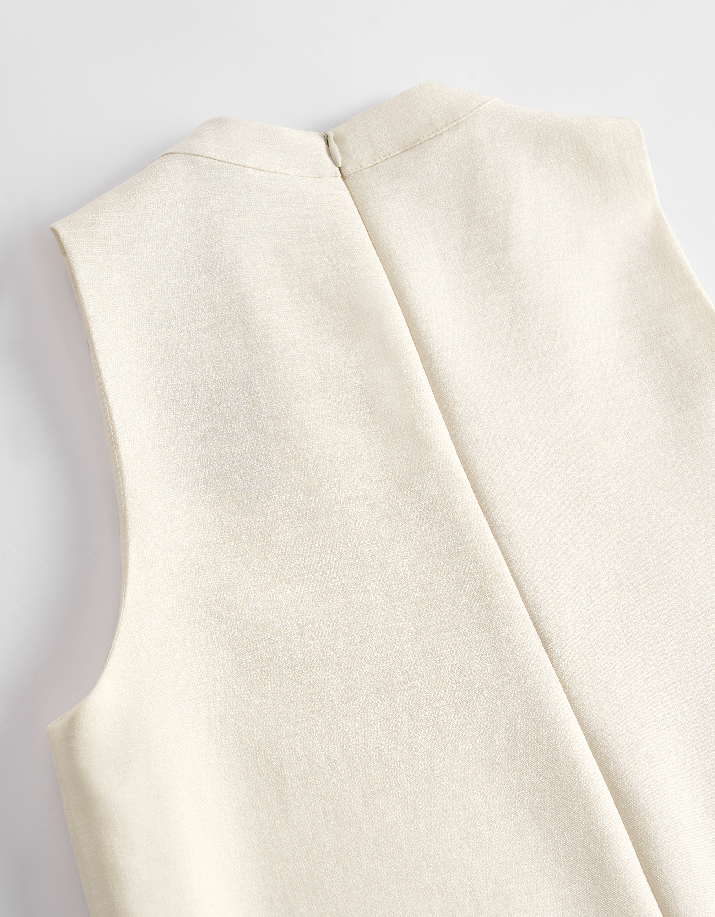 apricot & black(a26020)