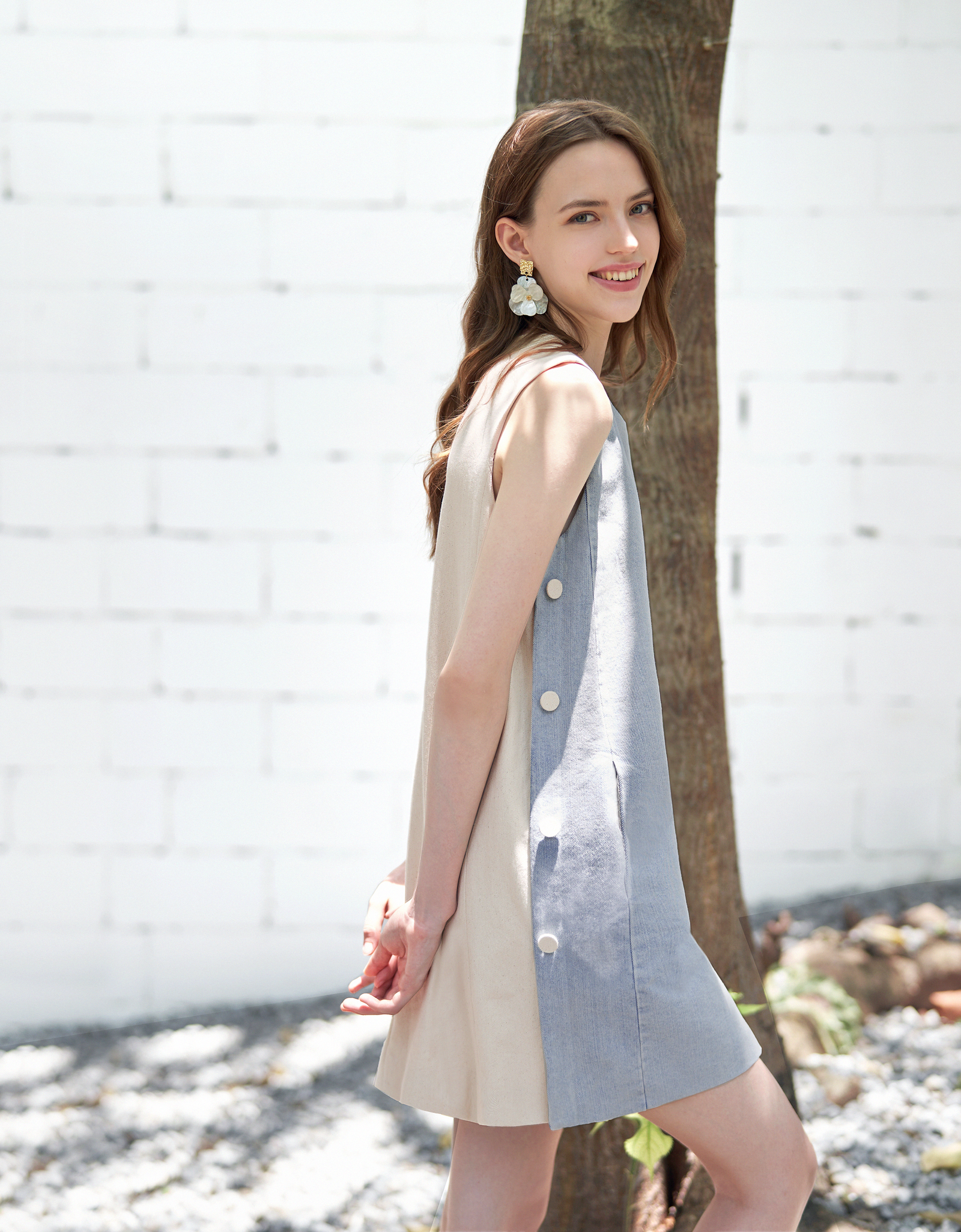 ☆SaturdayClub カラーブロックデニムシフトドレス Colorblock Denim Shift Dress – SaturdayClub International