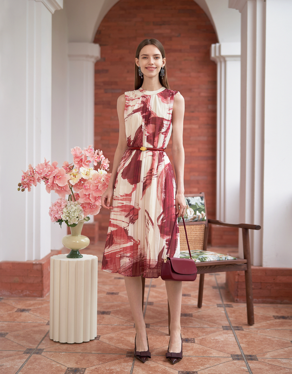 NEW IN – SaturdayClub International