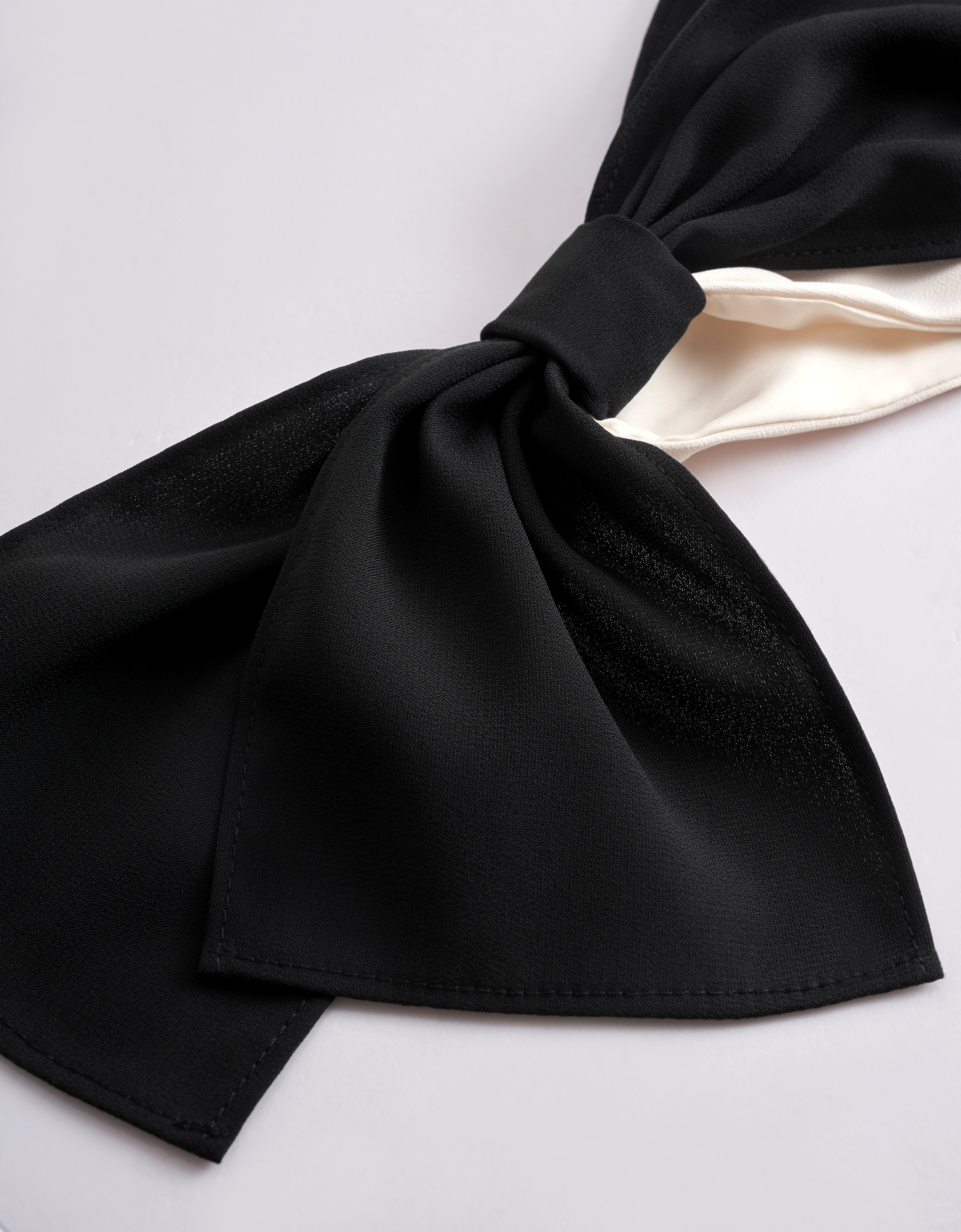 apricot & black(a26579)