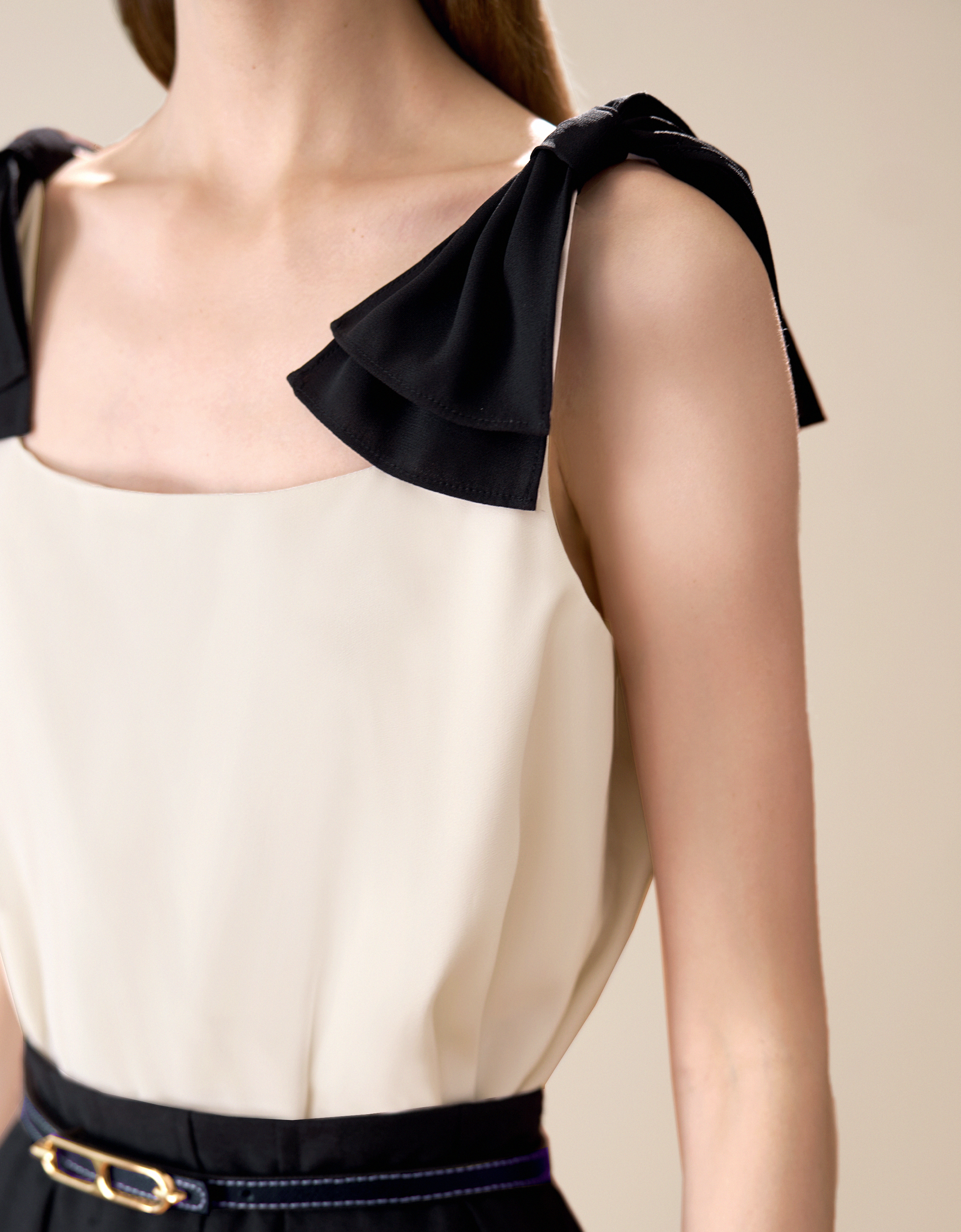 apricot & black(a26579)