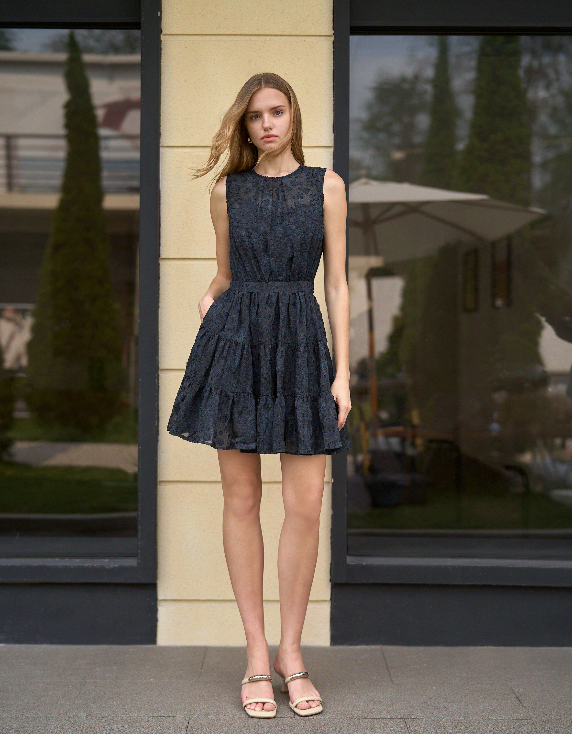 dark blue
