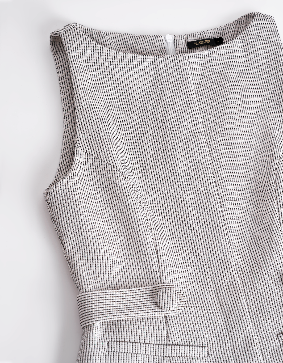 grey & white(a27297)