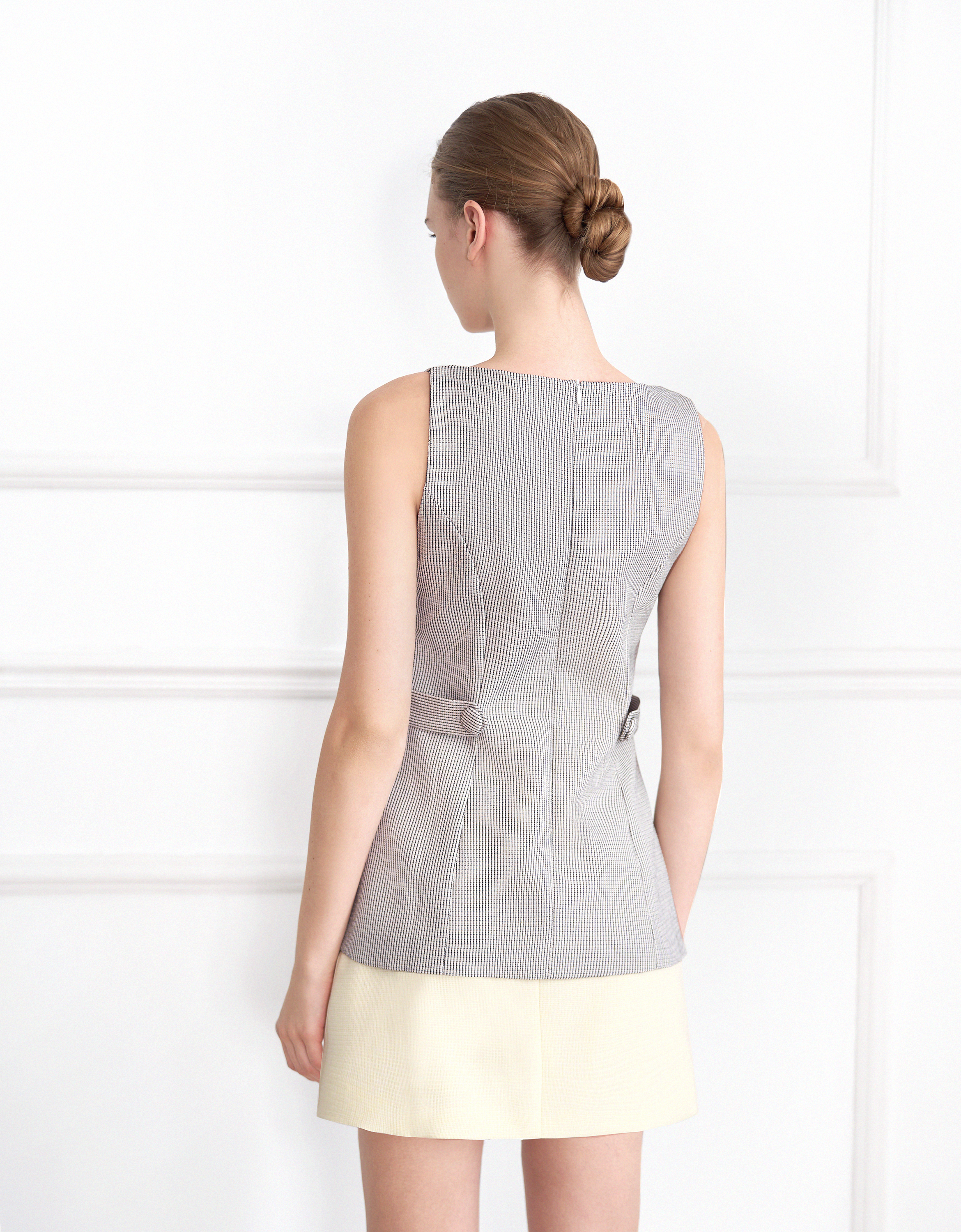 grey & white(a27297)