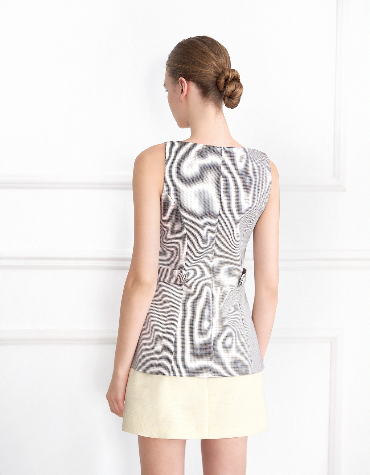 grey & white(a27297)