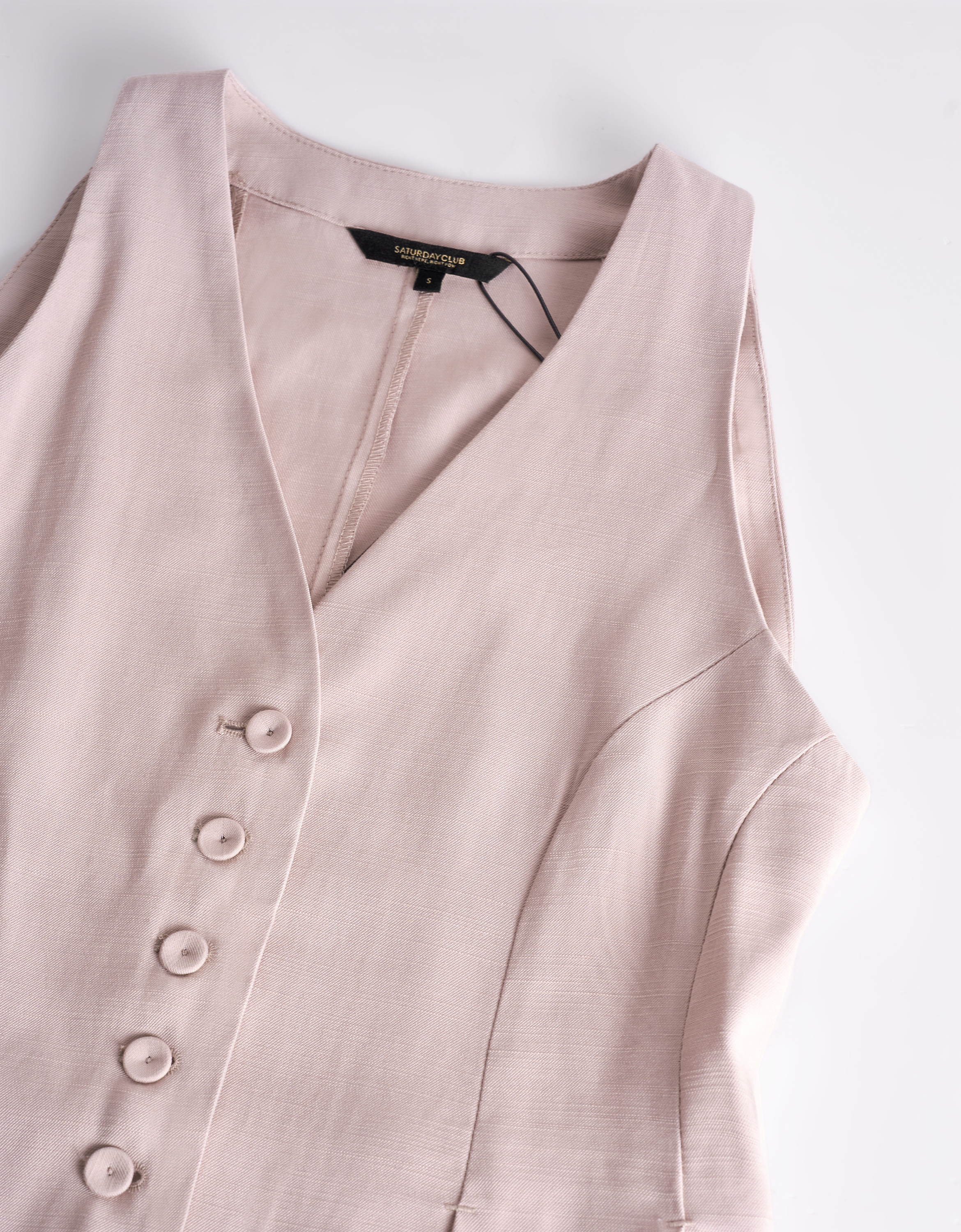 pinkish grey(a27447)