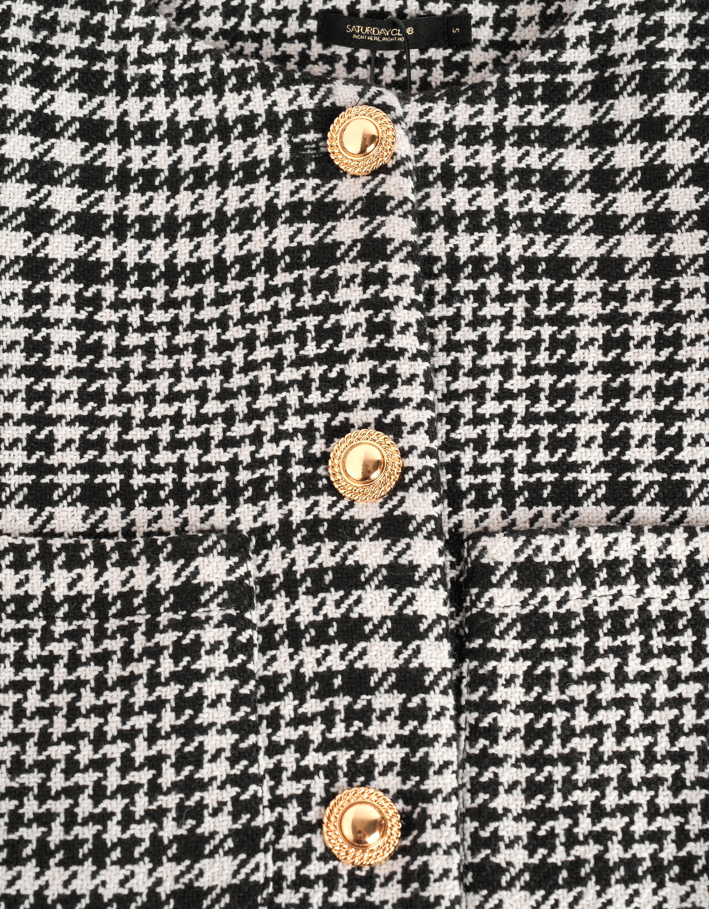 black & white(a27453)