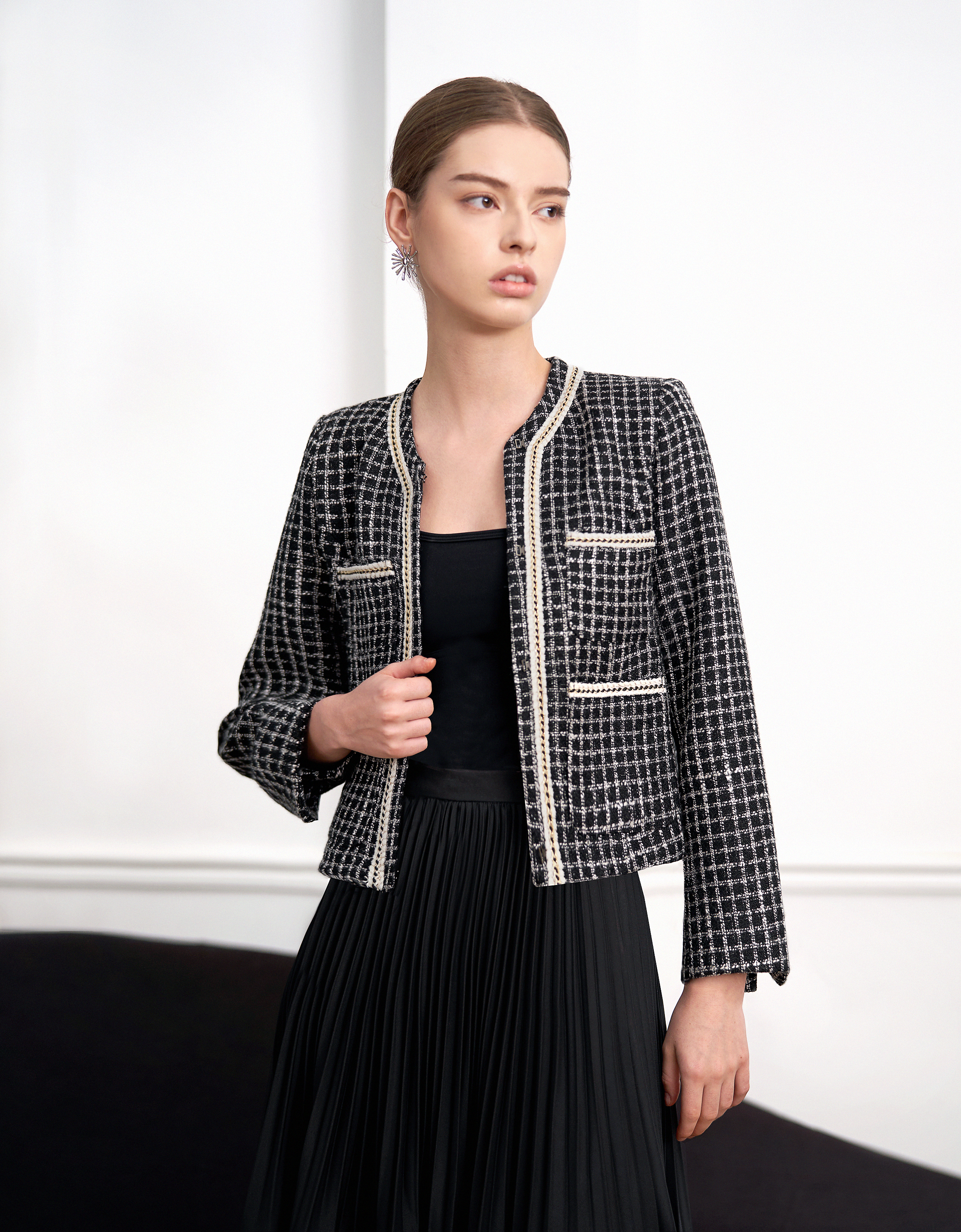 black & white(a27561)