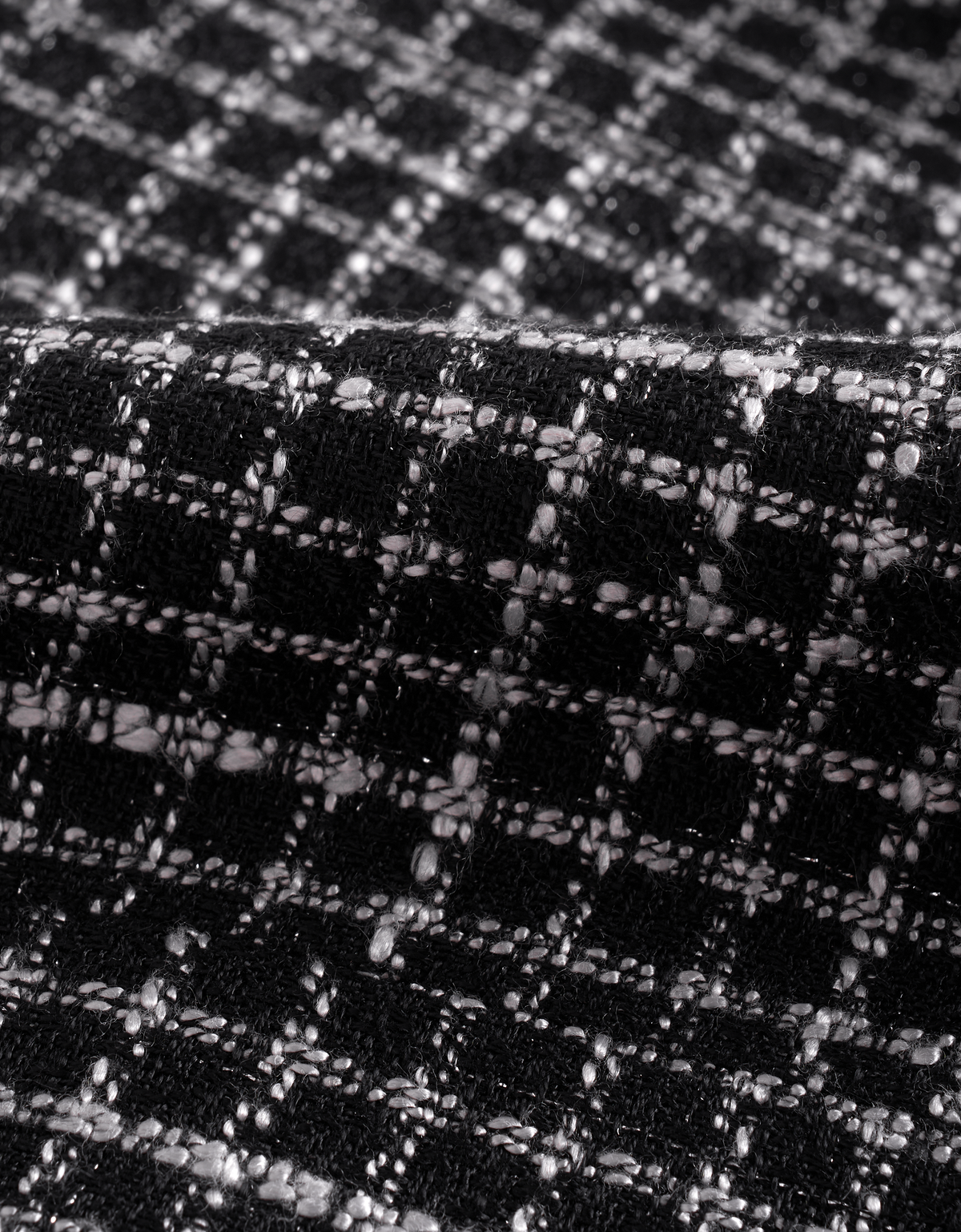 black & white(a27561)