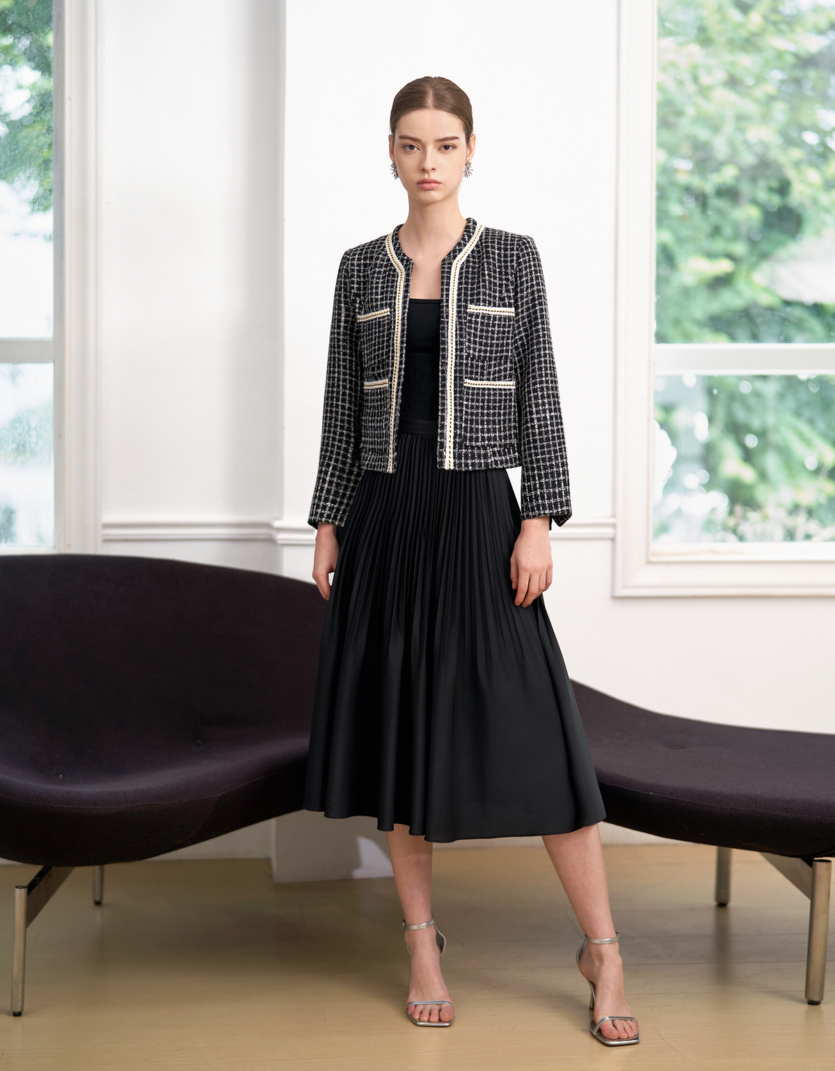 black & white(a27561)