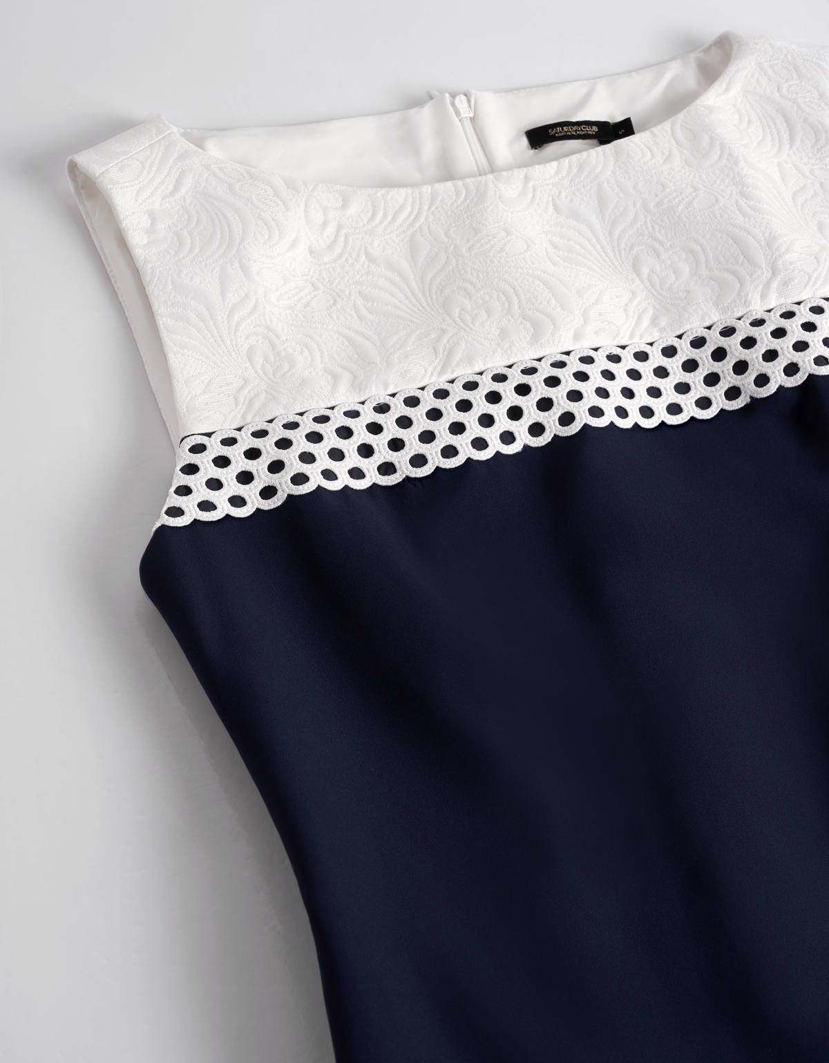 off white & navy(a27656)