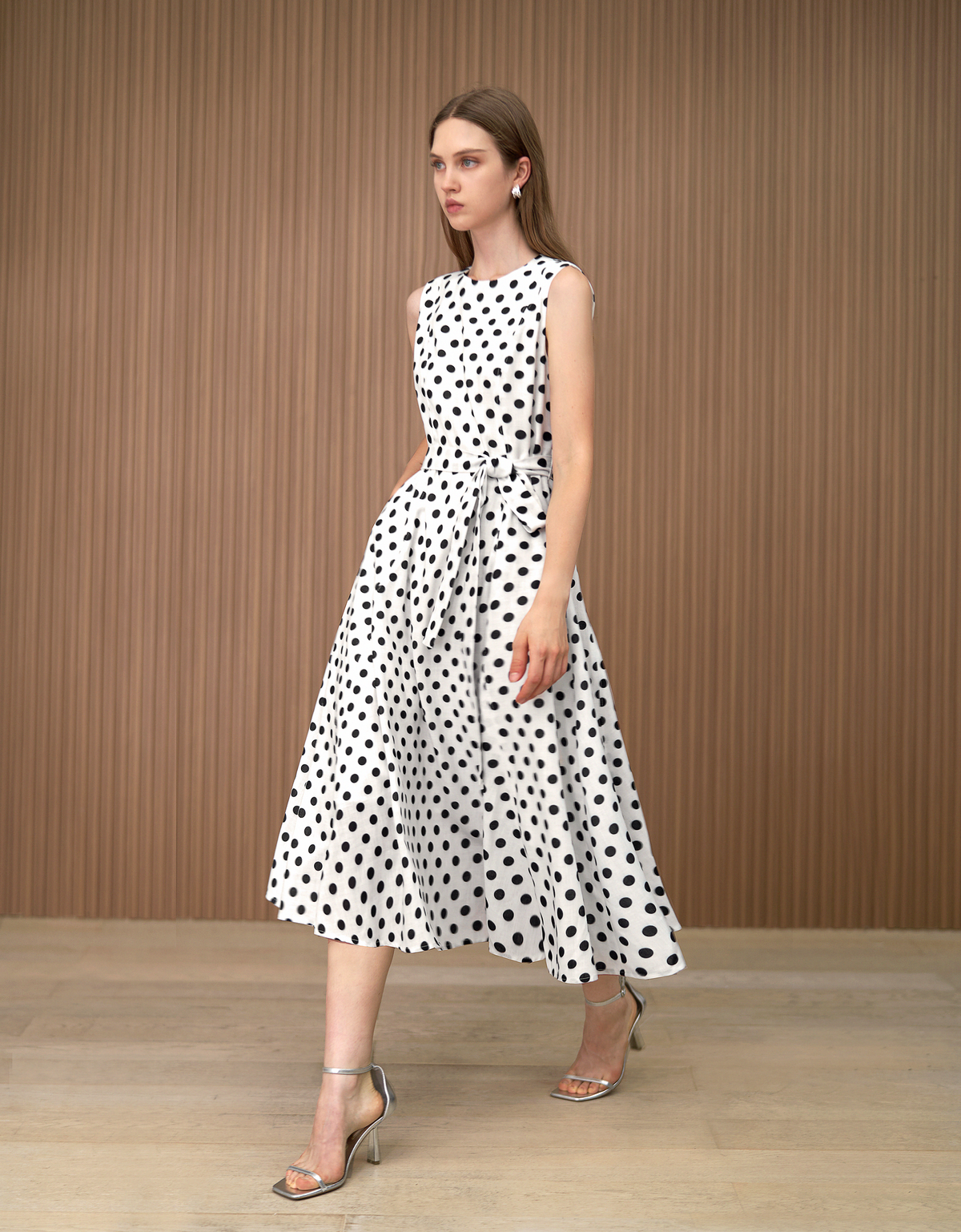 white & black(a27735)