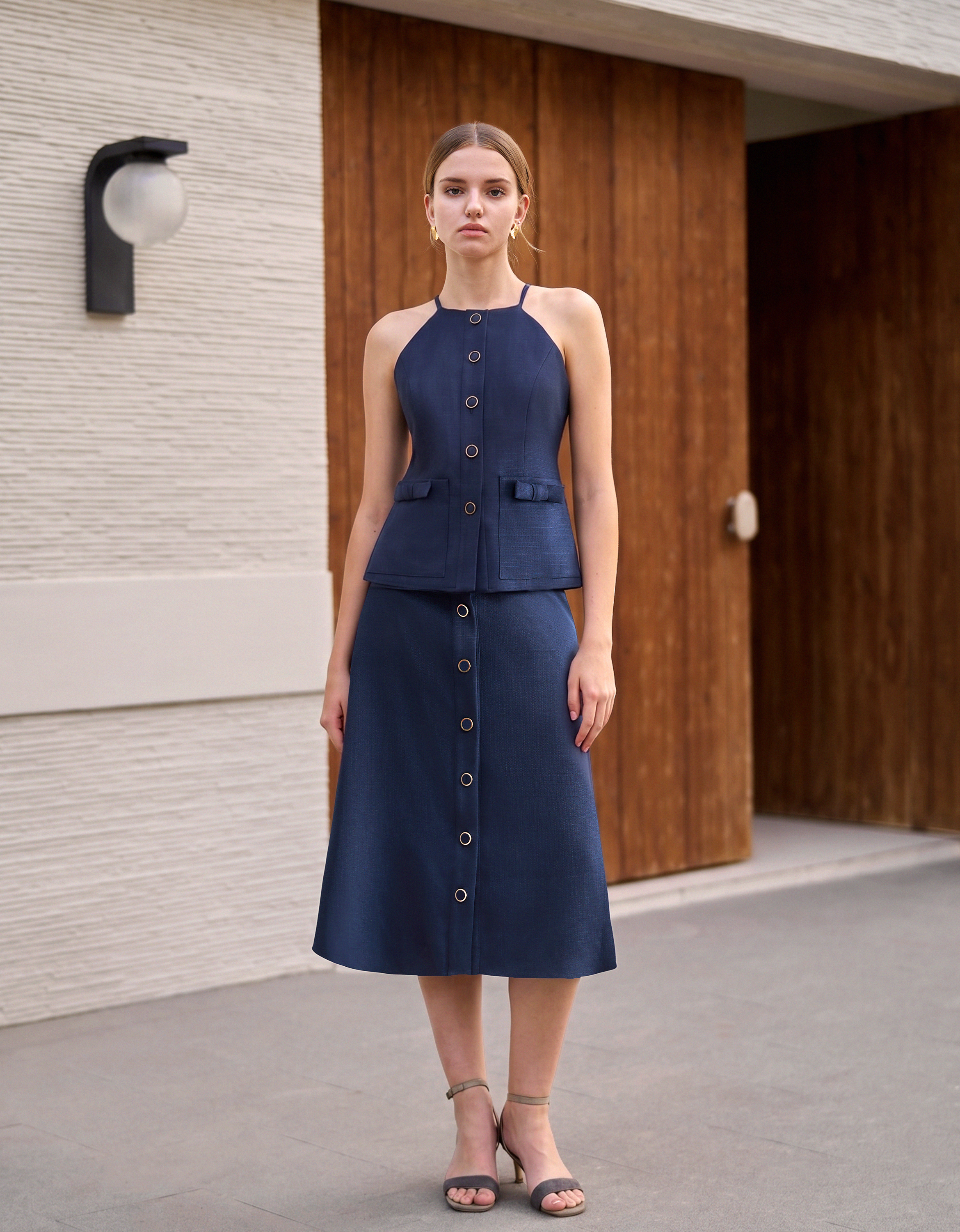 dark blue