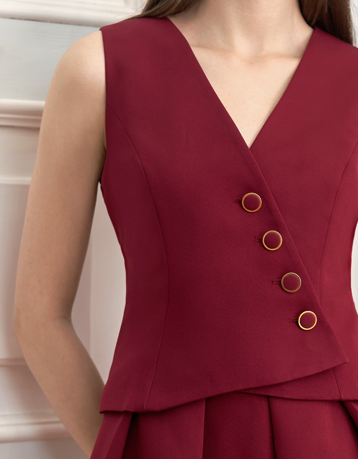 V-neck Sleeveless Pleated Asymmetric Vest Dress | SaturdayClub