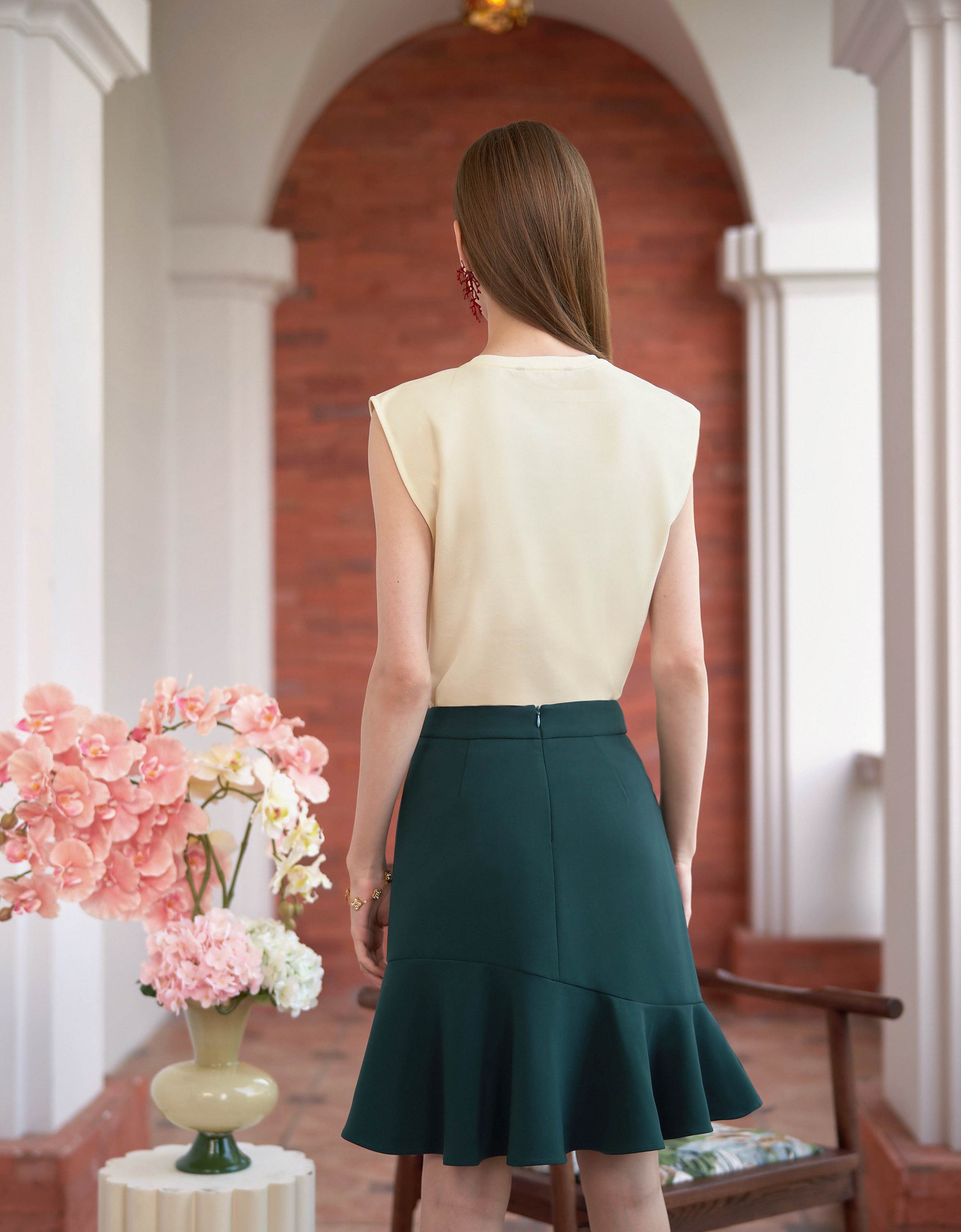 dark green