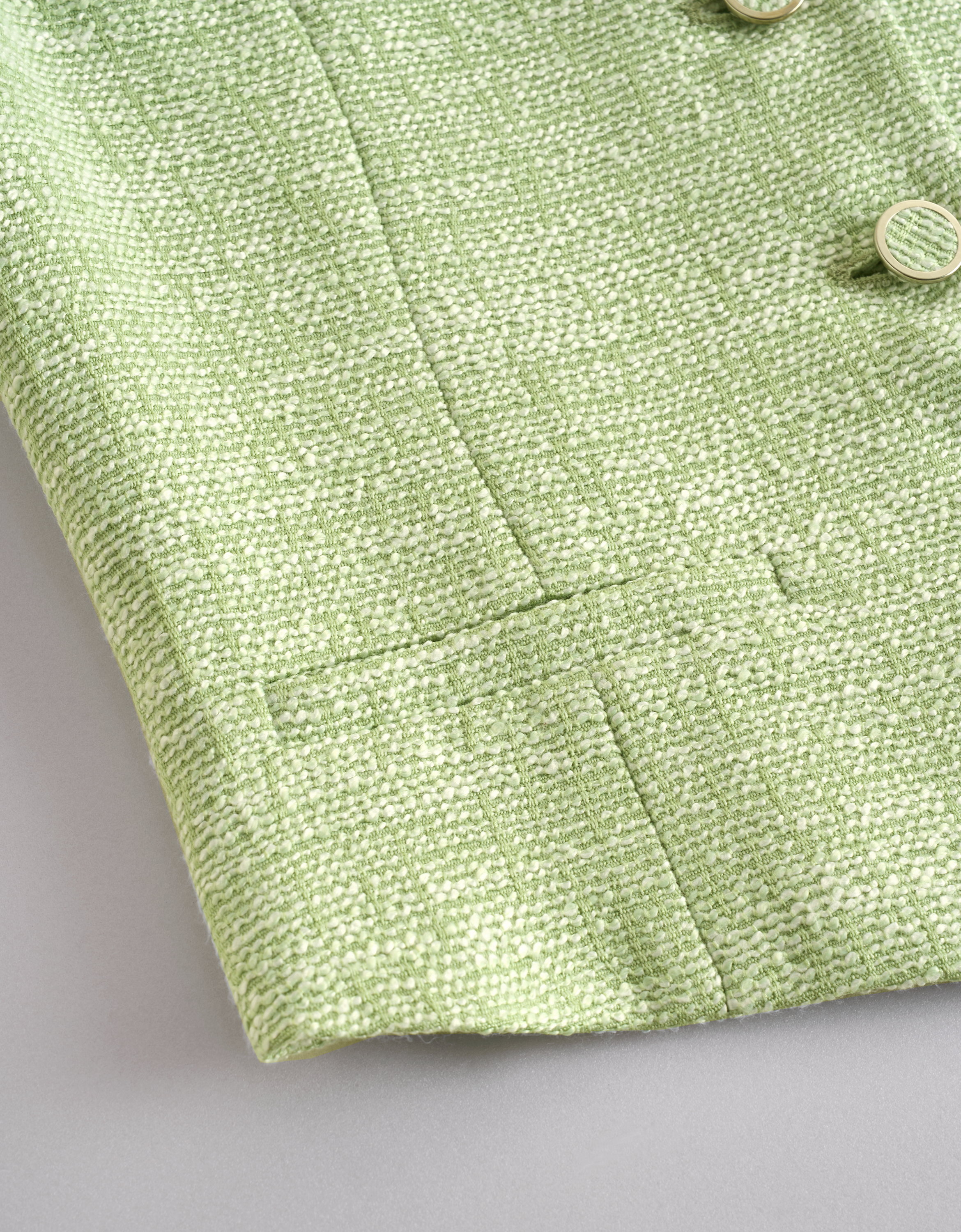 pale green