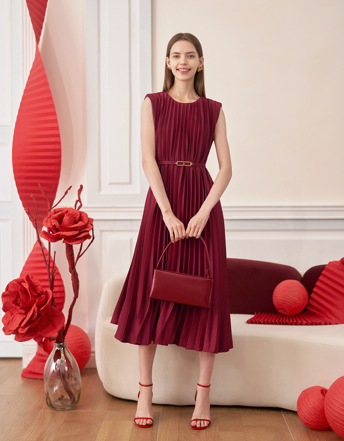 Round Neck Sleeveless Pleated Dress | SaturdayClub – SaturdayClub