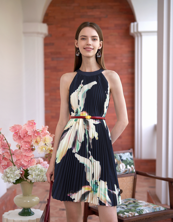 Short, Midi & Maxi Dresses – SaturdayClub International