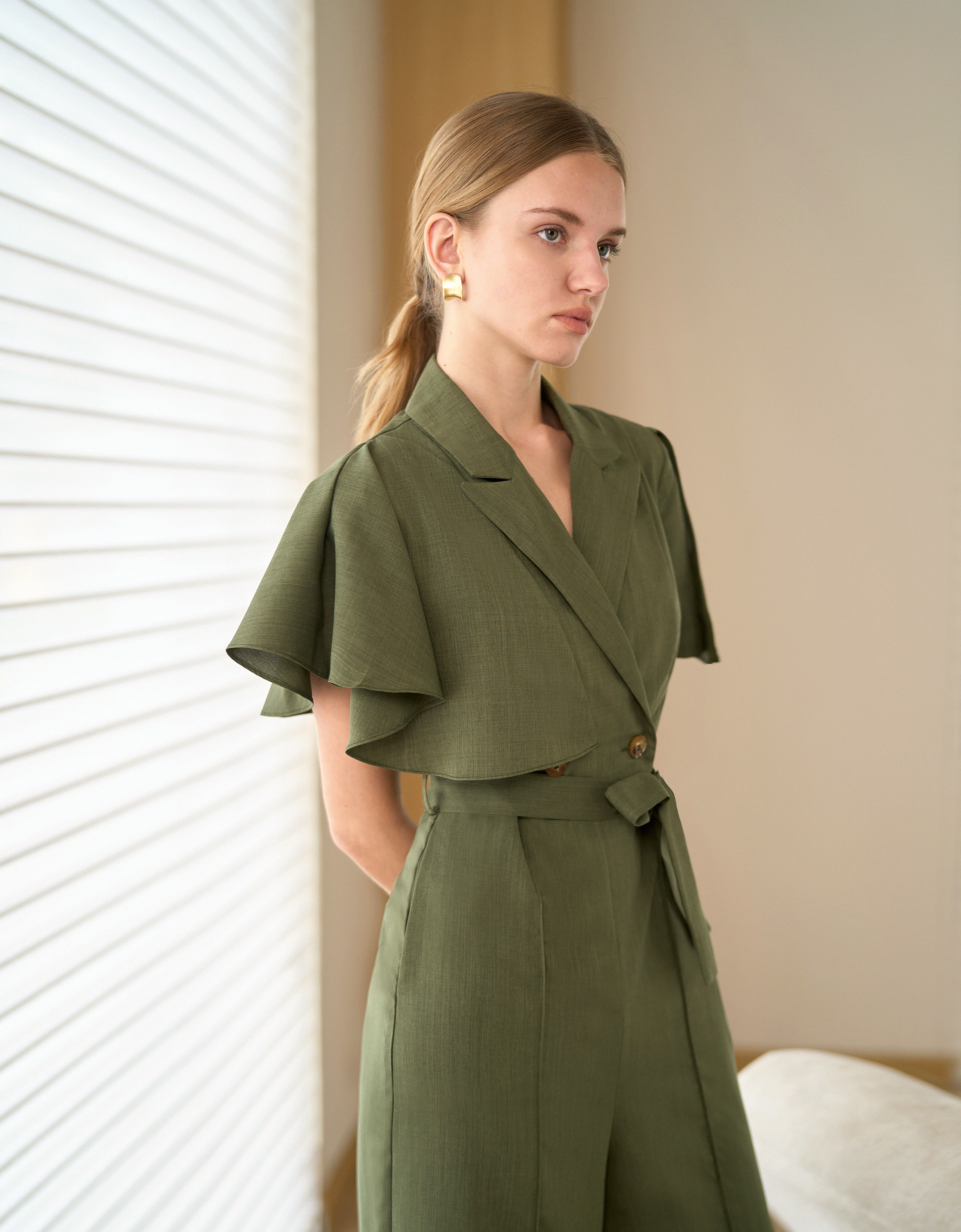 dark green