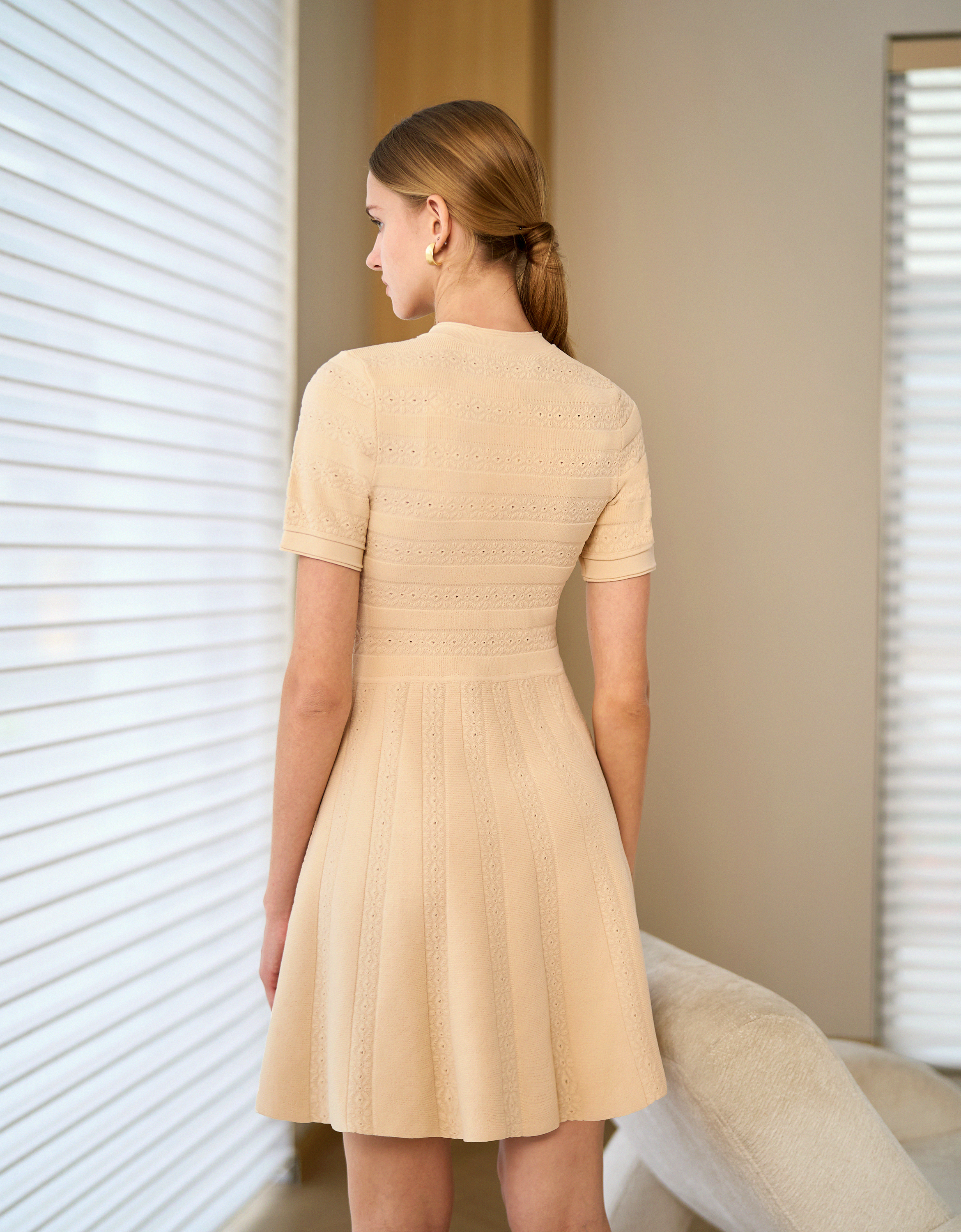 pale yellow