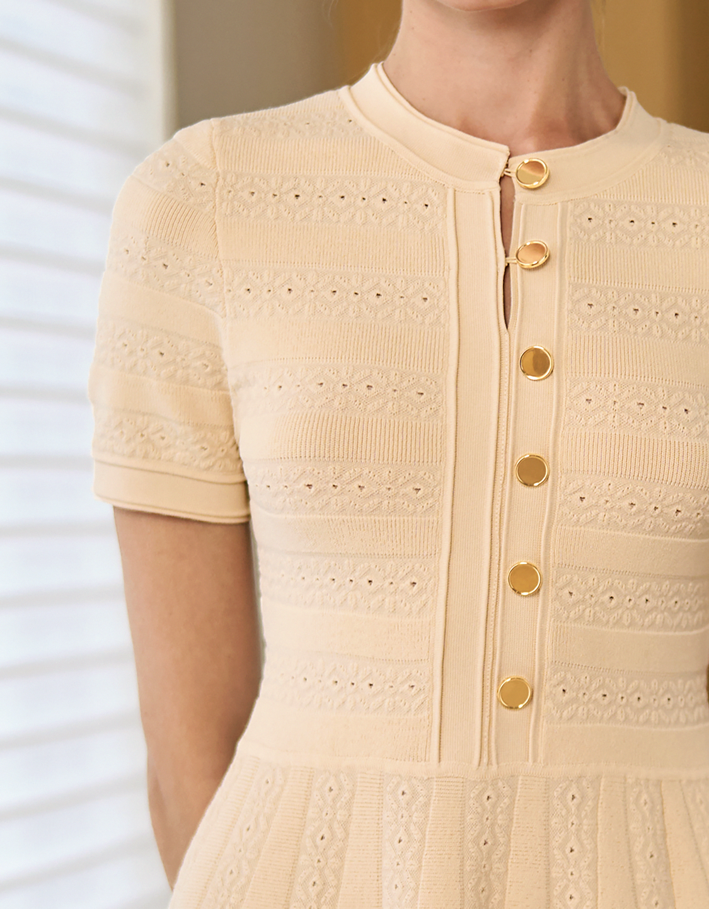 pale yellow