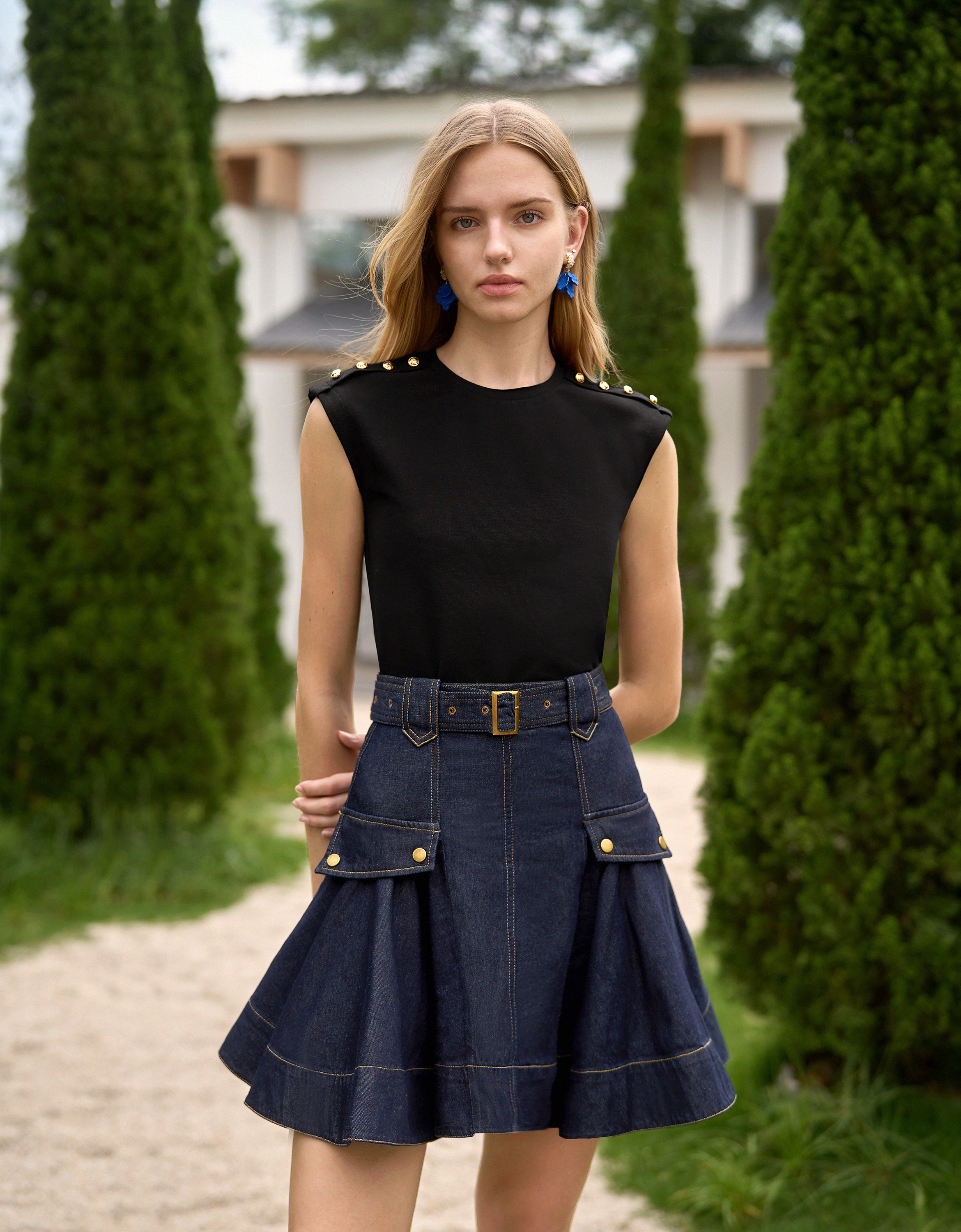 dark blue