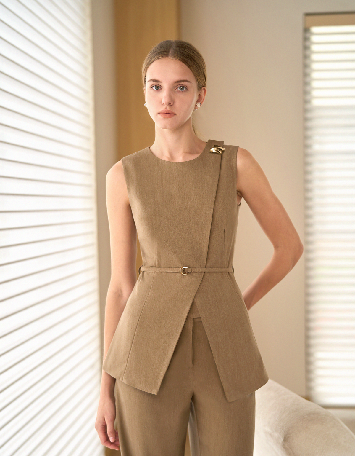 Diagonal Front Sleeveless Belted Vest – SaturdayClub International