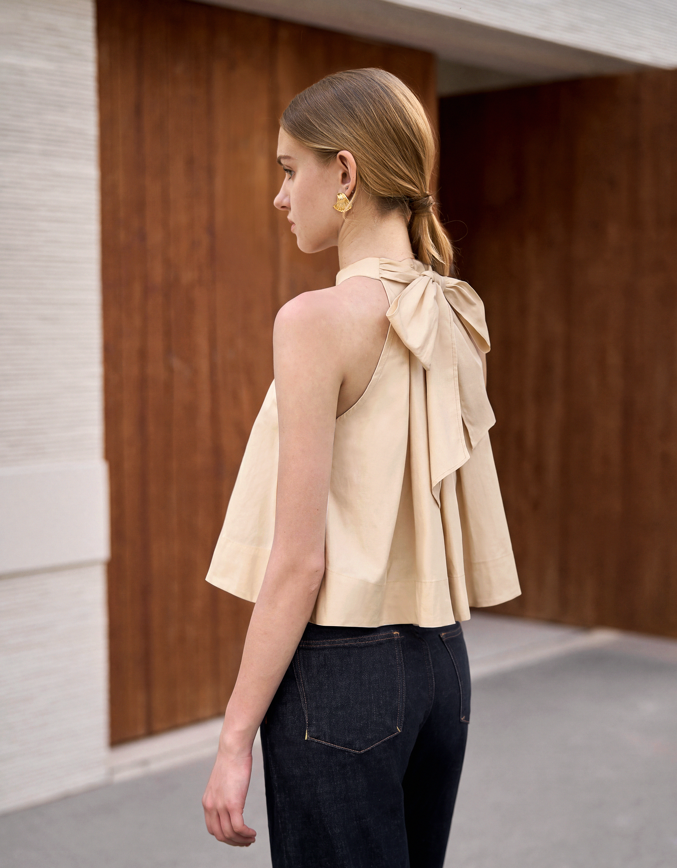 khaki