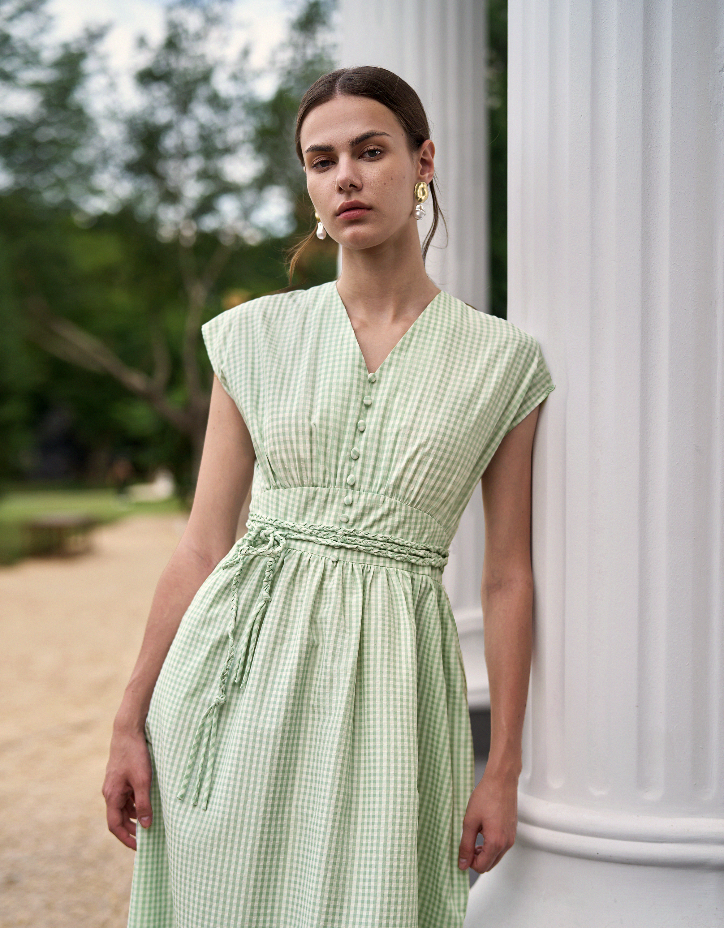 pale green