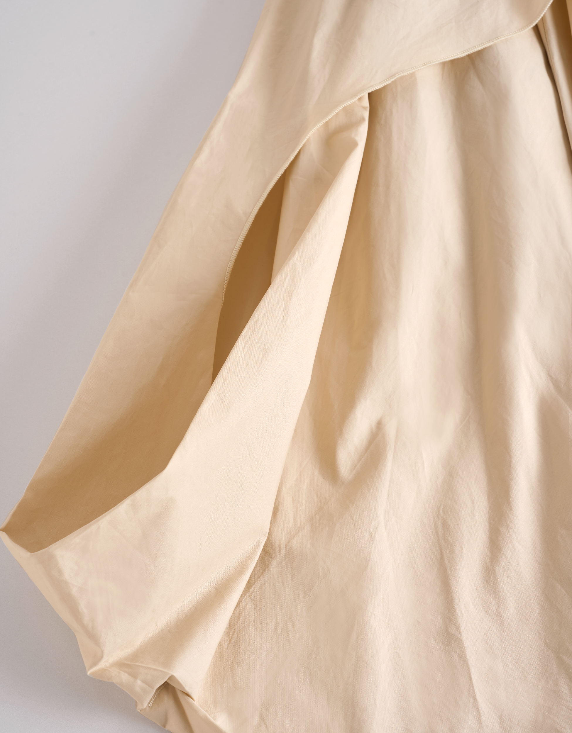 white & khaki(a29976)