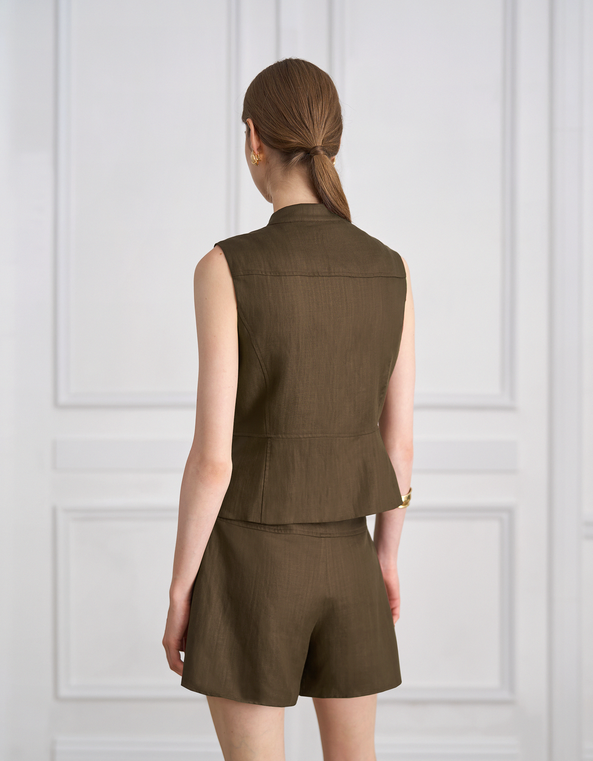 dark olive(a30082)