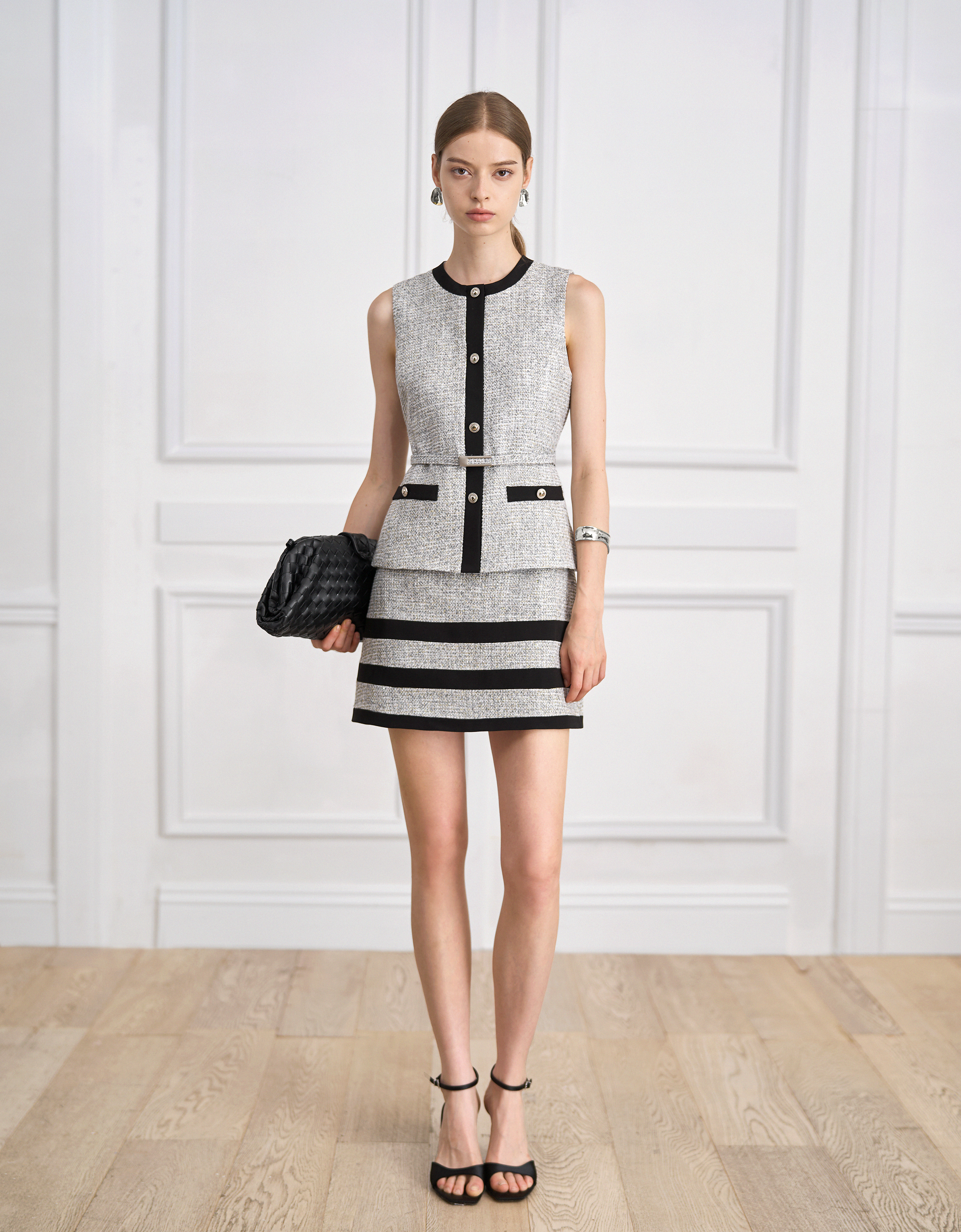 grey & black(a30257)