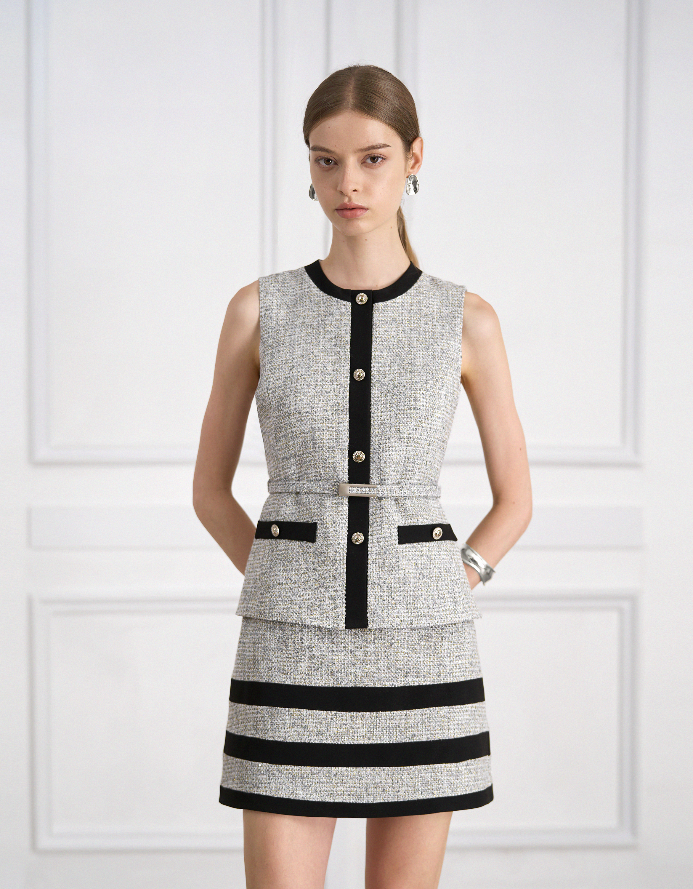 grey & black(a30257)